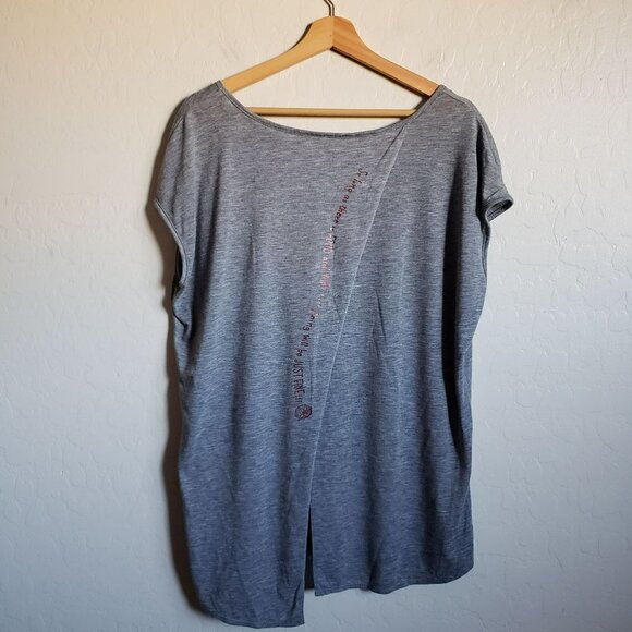 Disney Parks Mickey Mouse Top Split Back Celebrate Food Wine Grey Size Womens XL - Picture 7 of 10